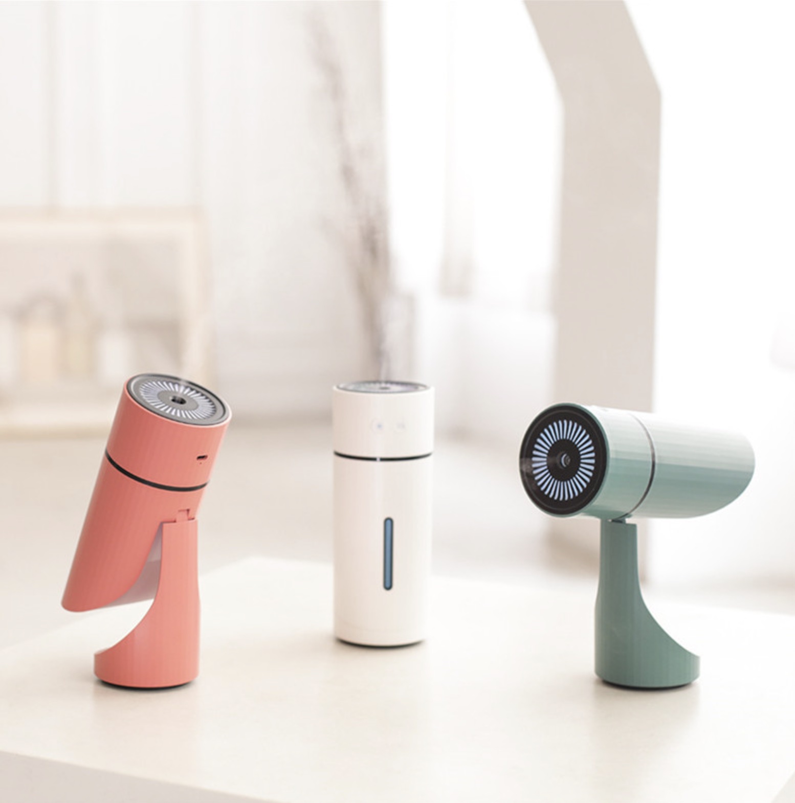 Humidificateur d’air et diffuseur d’huile essentielles sans fil Rechargeable USB de 260ML